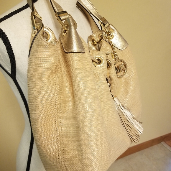 Michael kors purse and dust bag - Picture 4 of 7